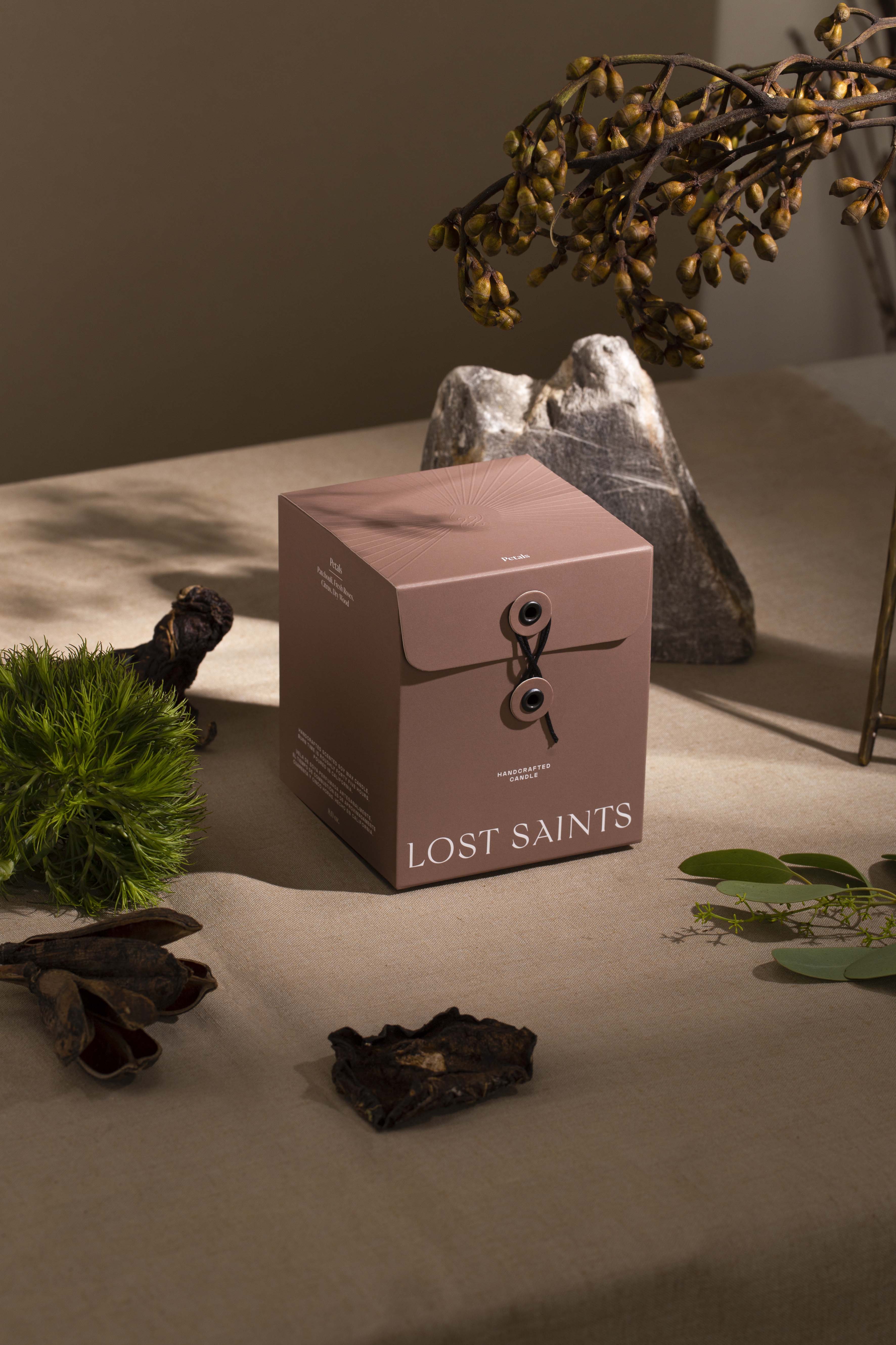 包裝設(shè)計欣賞|Lost Saints蠟燭包裝創(chuàng)意